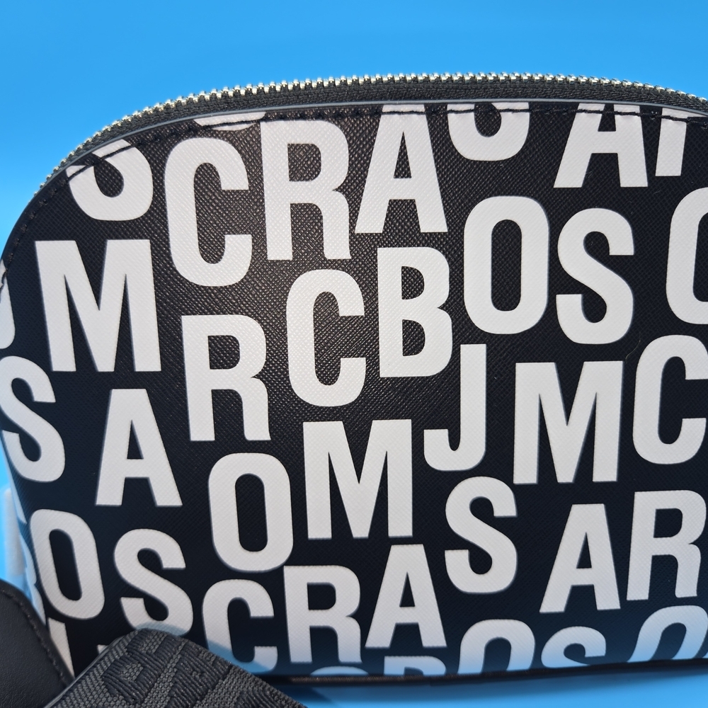 Marc Jacobs Black and White Crossbody Bag With Thin Logo Strap - Picture 2 of 7